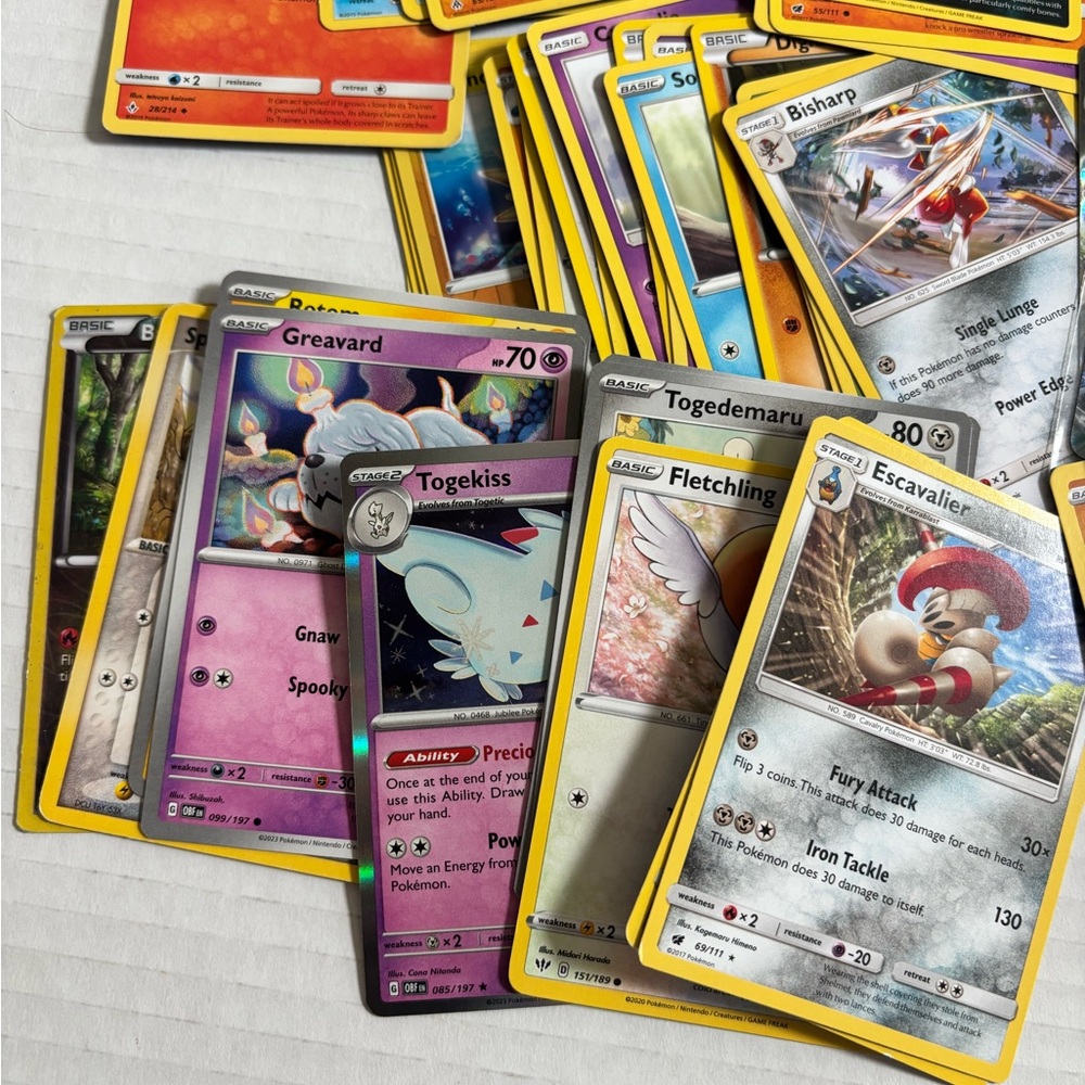 Pokemon Cards Micky Mouse Keychain - Picture 2 of 6